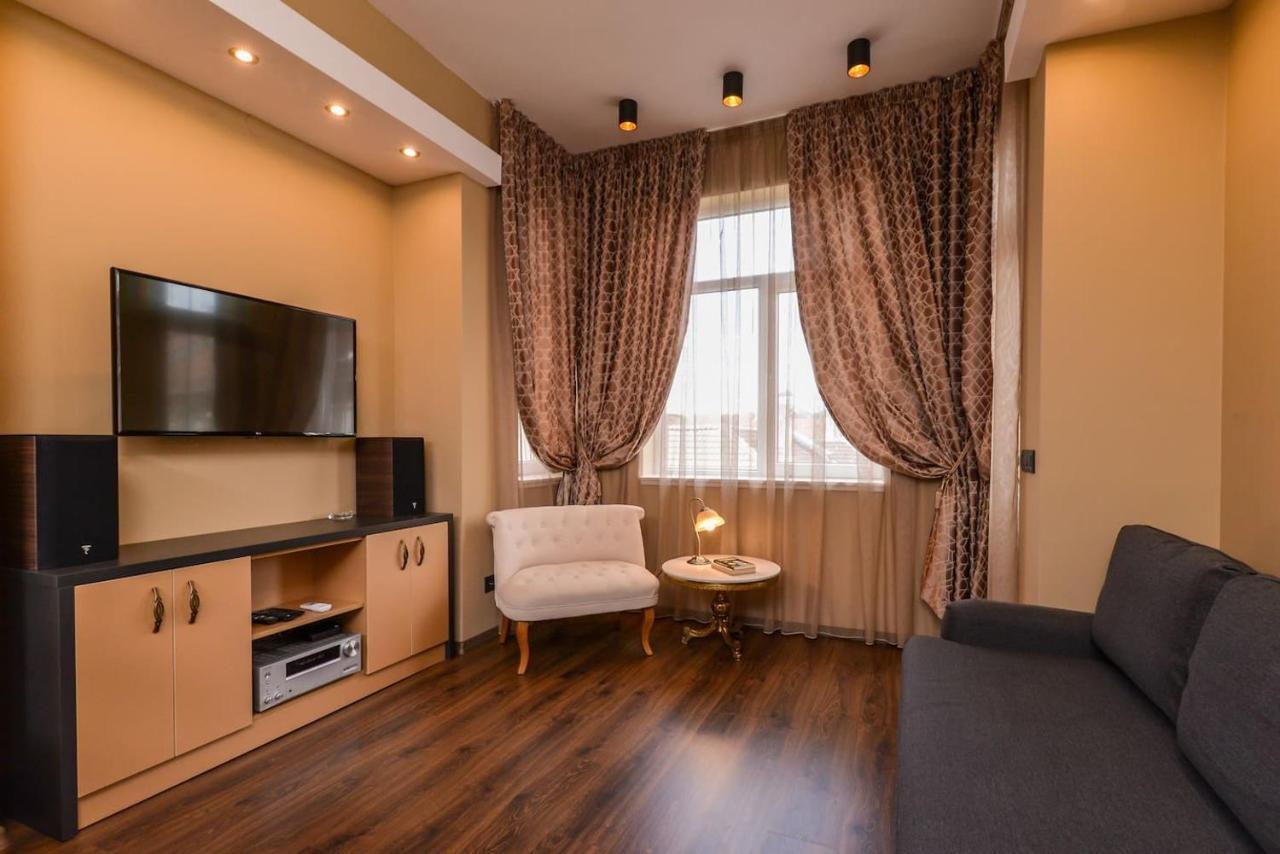 Sofia Dream Apartments - Jazzy Two Bedroom Suite By Flat Mаnager Exterior photo